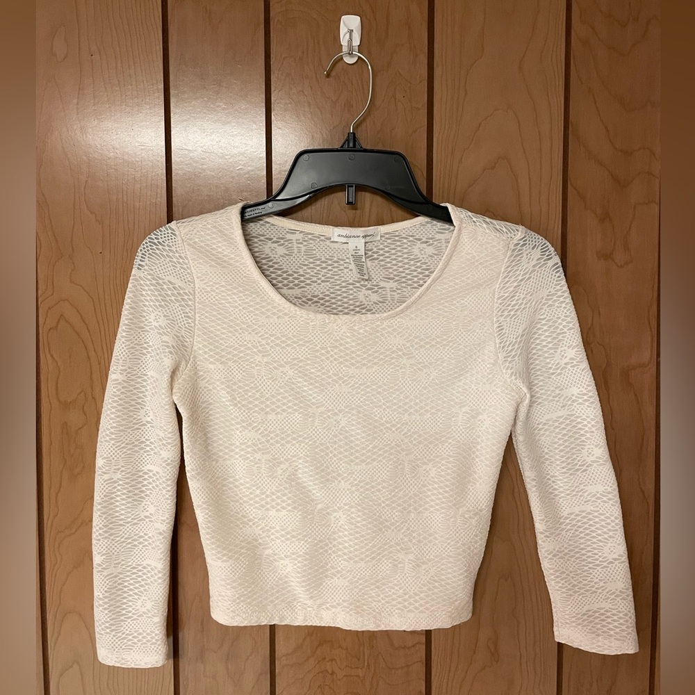 Cream/white lace half Sleeve Top  (cropped)